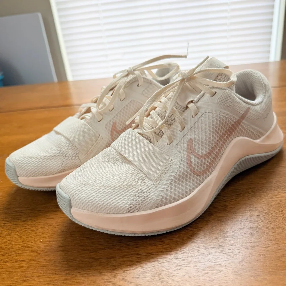 Nike MC Trainer 2 Womens Training Shoes Sail Pink Glaze DM0824-104 Size 7